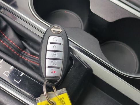 Used 2024 Nissan Altima 2.5 SR image 31