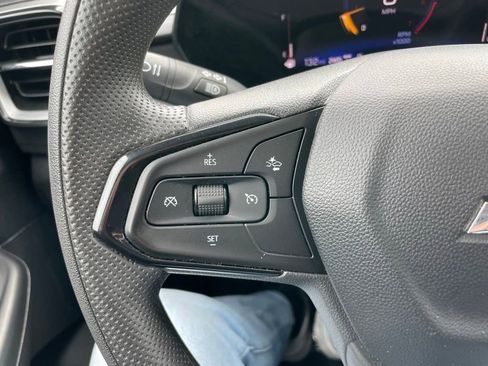 Used 2025 Chevrolet TrailBlazer LT AWD/4WD image 19