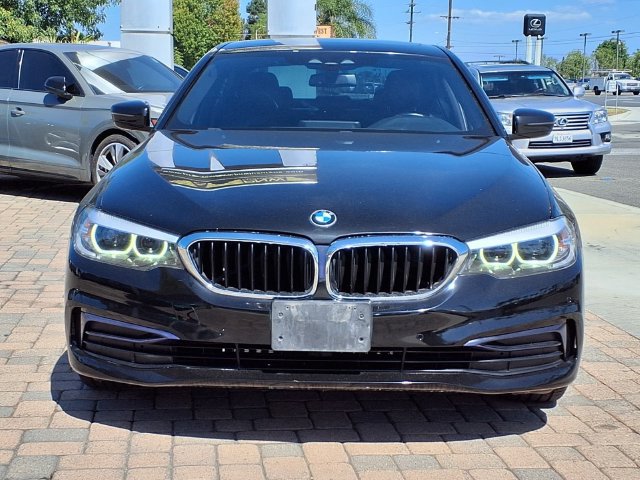 Used 2019 BMW 530i w/ Convenience Package RWD image 2