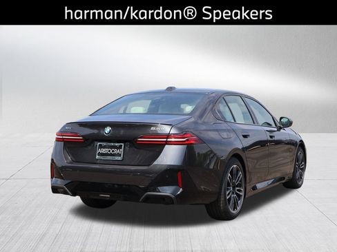 New 2027 BMW 530i xDrive w/ M Sport Package AWD/4WD image 8