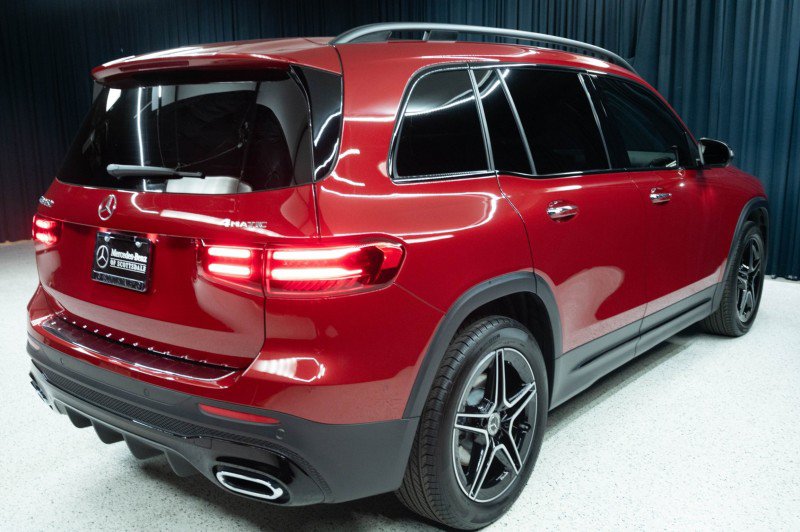 Certified 2026 Mercedes-Benz GLB 250 4MATIC image 5