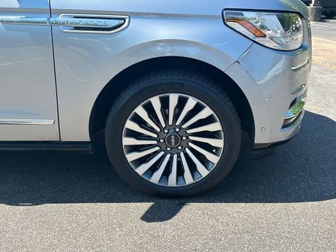 Certified 2021 Lincoln Navigator Reserve w/ Luxury Package AWD/4WD image 14