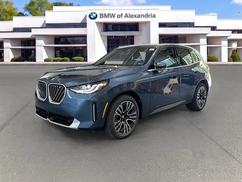 New 2026 BMW X3 xDrive30i w/ Premium Package AWD/4WD image 1