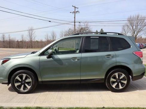 Used 2018 Subaru Forester 2.5i Premium w/ All-Weather Package image 25