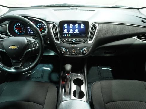 Used 2021 Chevrolet Malibu RS FWD image 14