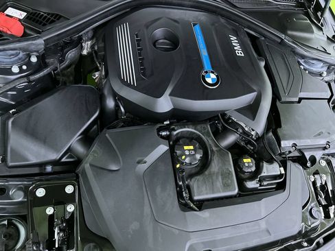 Used 2017 BMW 330e RWD image 18