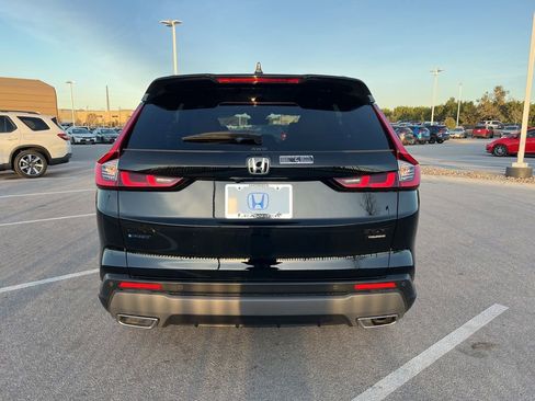 Used 2026 Honda CR-V Sport Touring image 5