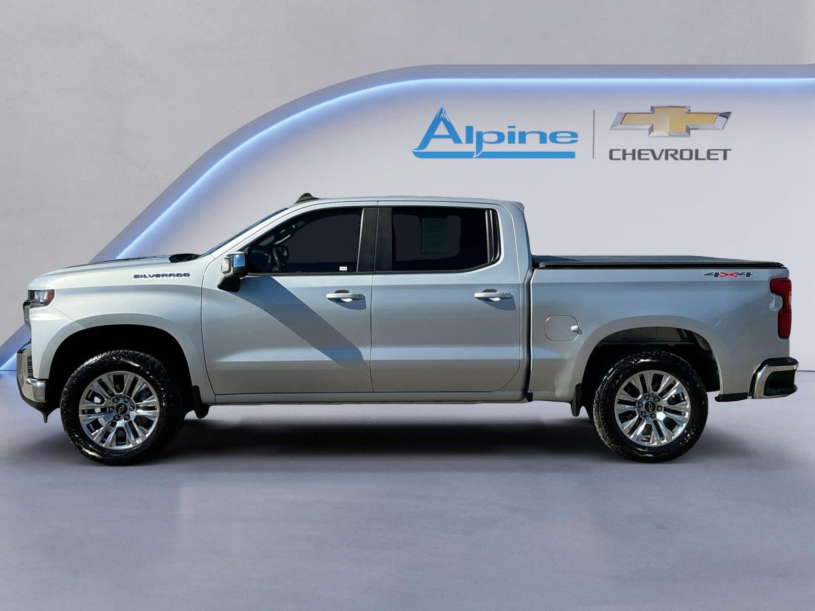 Used 2020 Chevrolet Silverado 1500 LT AWD/4WD image 2