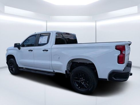 Used 2020 Chevrolet Silverado 1500 Custom Trail Boss w/ Custom Convenience Package AWD/4WD image 4