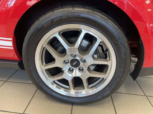 Used 2007 Ford Mustang Shelby GT500 RWD image 10
