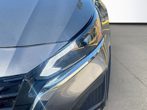 Used 2024 Nissan Altima 2.5 SR image 10