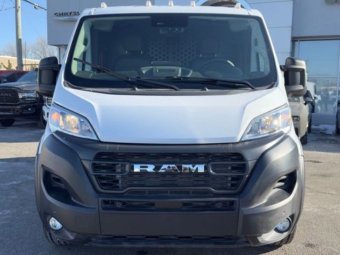 Used 2025 RAM ProMaster 2500 w/ Premium Convenience Group image 2