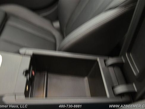 Used 2023 BMW i4 eDrive40 image 33