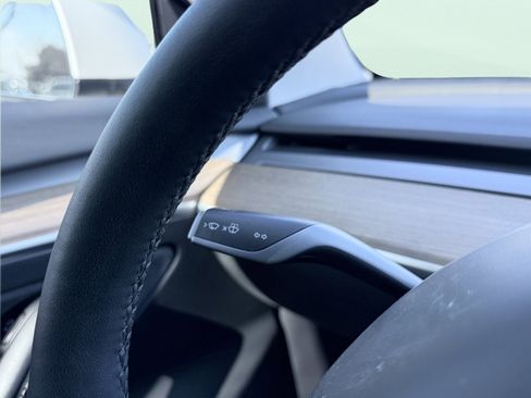 Used 2021 Tesla Model 3 Long Range image 64