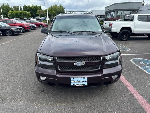 Used 2009 Chevrolet TrailBlazer LT RWD image 2