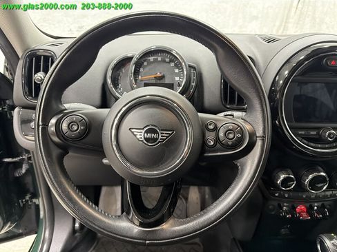 Used 2019 MINI Cooper Countryman ALL4 w/ Premium Package AWD/4WD image 4