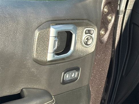 Used 2020 Jeep Wrangler Unlimited Sahara w/ Dual Top Group image 27