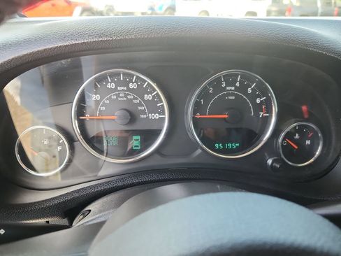 Used 2017 Jeep Wrangler Unlimited Sahara w/ Connectivity Group image 20