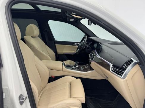 Used 2021 BMW X5 sDrive40i w/ Convenience Package RWD image 15