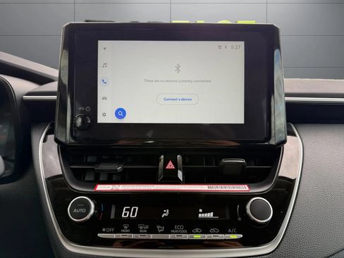 Used 2026 Toyota Corolla LE FWD image 32