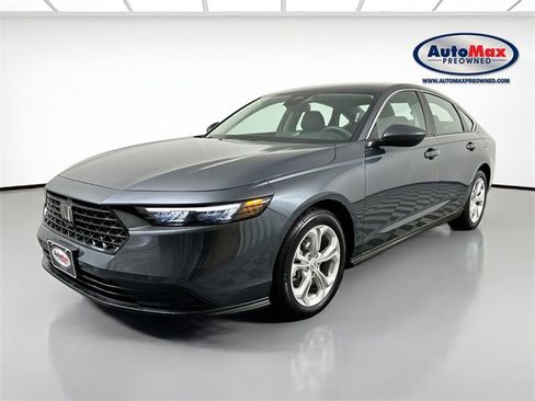 Used 2025 Honda Accord LX image 4
