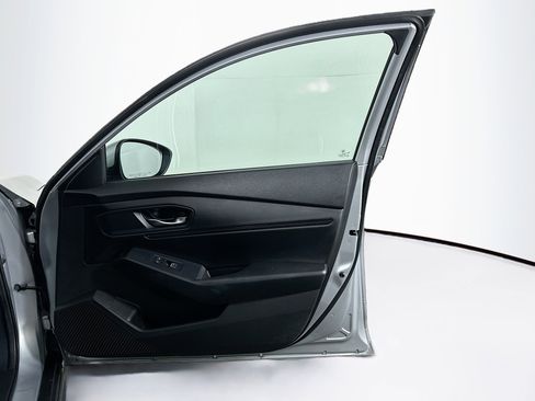 Used 2024 Honda Accord EX image 30