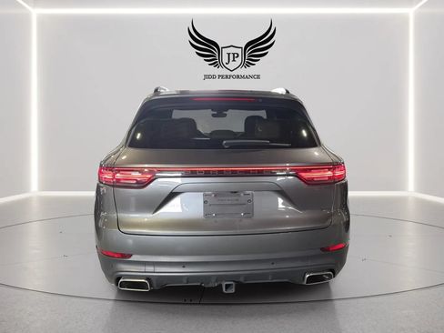Used 2023 Porsche Cayenne AWD/4WD image 39