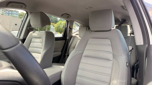 Used 2019 Honda CR-V LX image 7