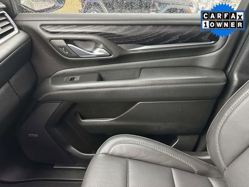 Used 2023 GMC Yukon XL Denali w/ Advanced Technology Package image 29