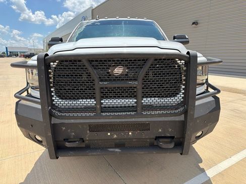 Used 2022 RAM 2500 Big Horn w/ Night Edition AWD/4WD image 7