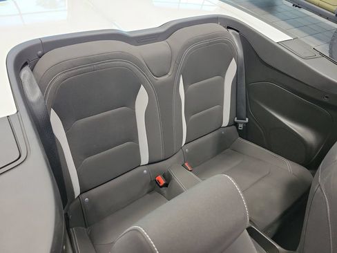 Used 2023 Chevrolet Camaro LT RWD image 15