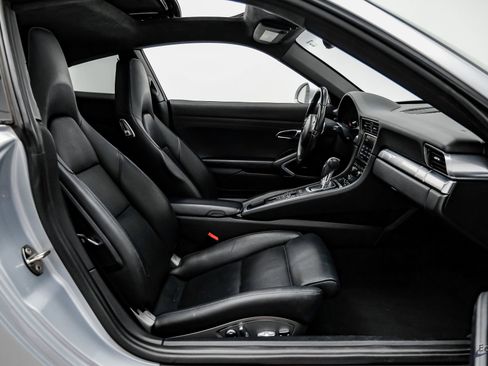 Used 2015 Porsche 911 Carrera image 46
