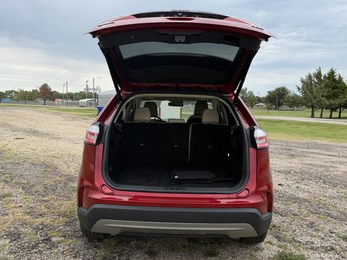 Used 2024 Ford Edge SEL w/ Convenience Package AWD/4WD image 5