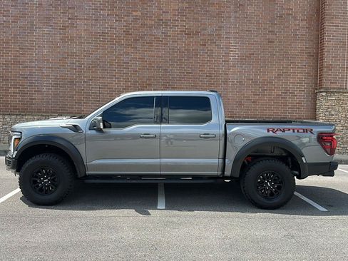 Used 2024 Ford F150 Raptor AWD/4WD image 2