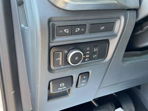 Used 2022 Ford F150 Lariat w/ Max Trailer Tow Package AWD/4WD image 7