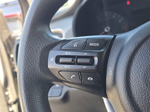 Certified 2023 Kia Rio S image 5