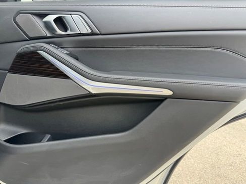 Certified 2026 BMW X7 xDrive40i image 30