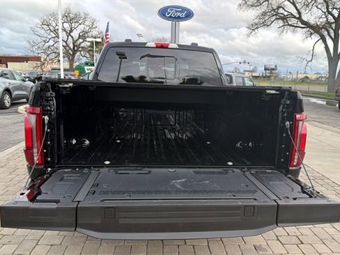 New 2025 Ford F150 Platinum w/ FX4 Off-Road Package image 6