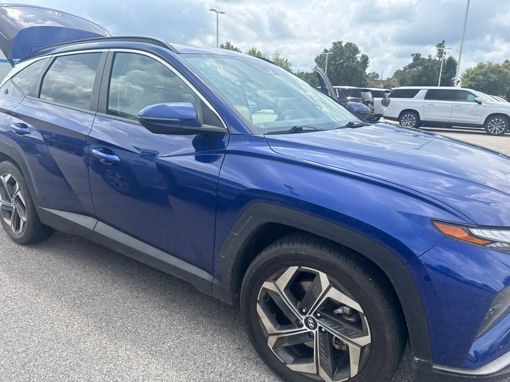 Used 2023 Hyundai Tucson SEL w/ Convenience Package FWD image 3