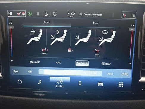 Used 2024 Chrysler Pacifica Touring-L image 16