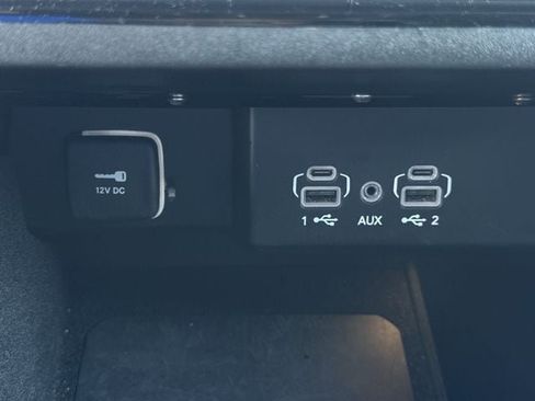 Used 2024 Jeep Wagoneer L Series II w/ Flexible Seating Group RWD image 21