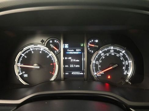 Used 2024 Toyota 4Runner TRD Off-Road image 13