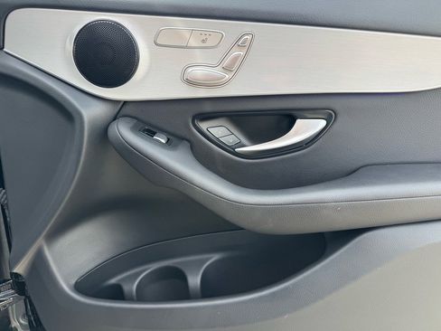 Certified 2022 Mercedes-Benz GLC 300 image 25