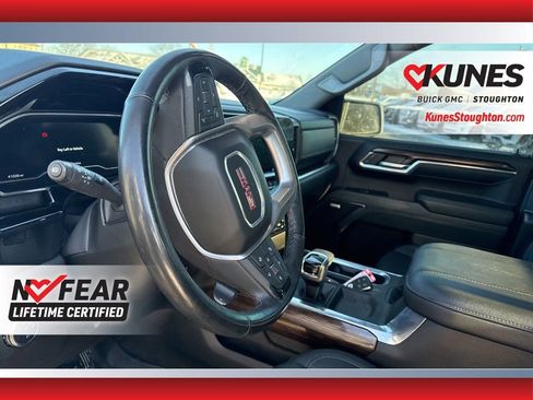 Used 2024 GMC Sierra 1500 Elevation w/ Elevation Premium Package image 6