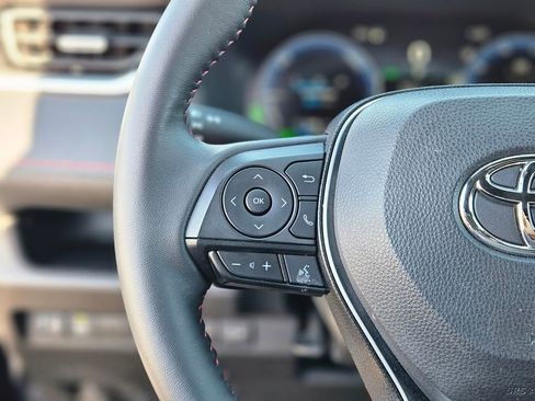 Used 2025 Toyota RAV4 XSE image 24