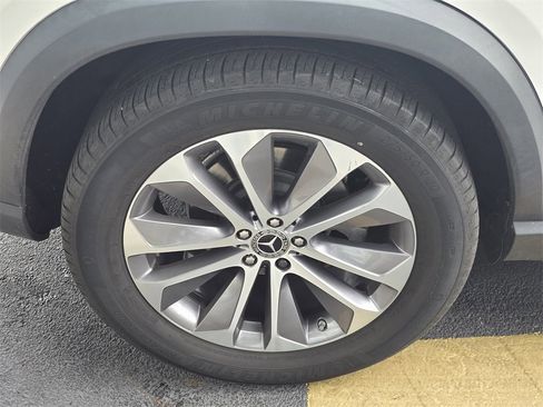 Certified 2022 Mercedes-Benz GLE 350 4MATIC image 11