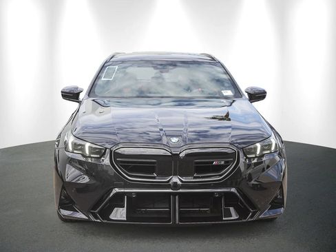 New 2026 BMW M5 Touring AWD/4WD image 2