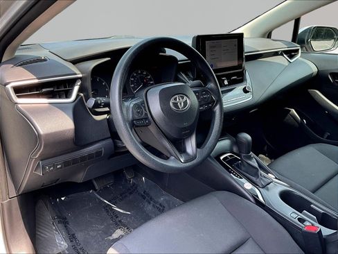 Used 2024 Toyota Corolla LE FWD image 17