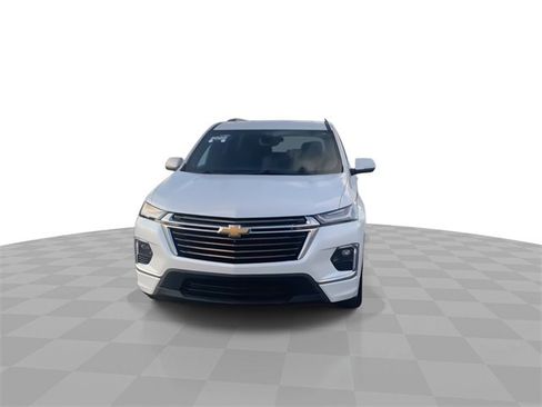 Certified 2022 Chevrolet Traverse High Country image 3