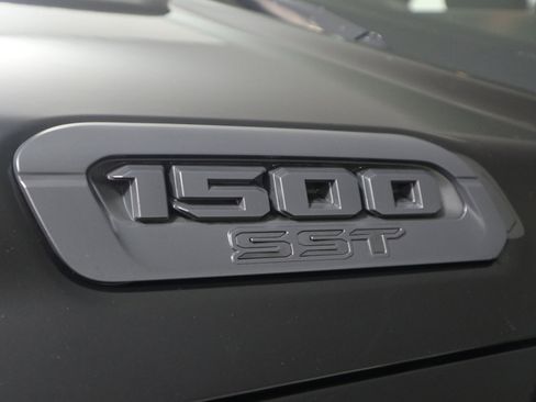 Used 2025 RAM 1500 Classic Warlock image 34